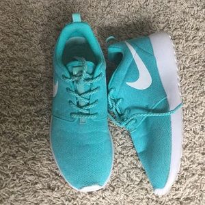 Nike roshies